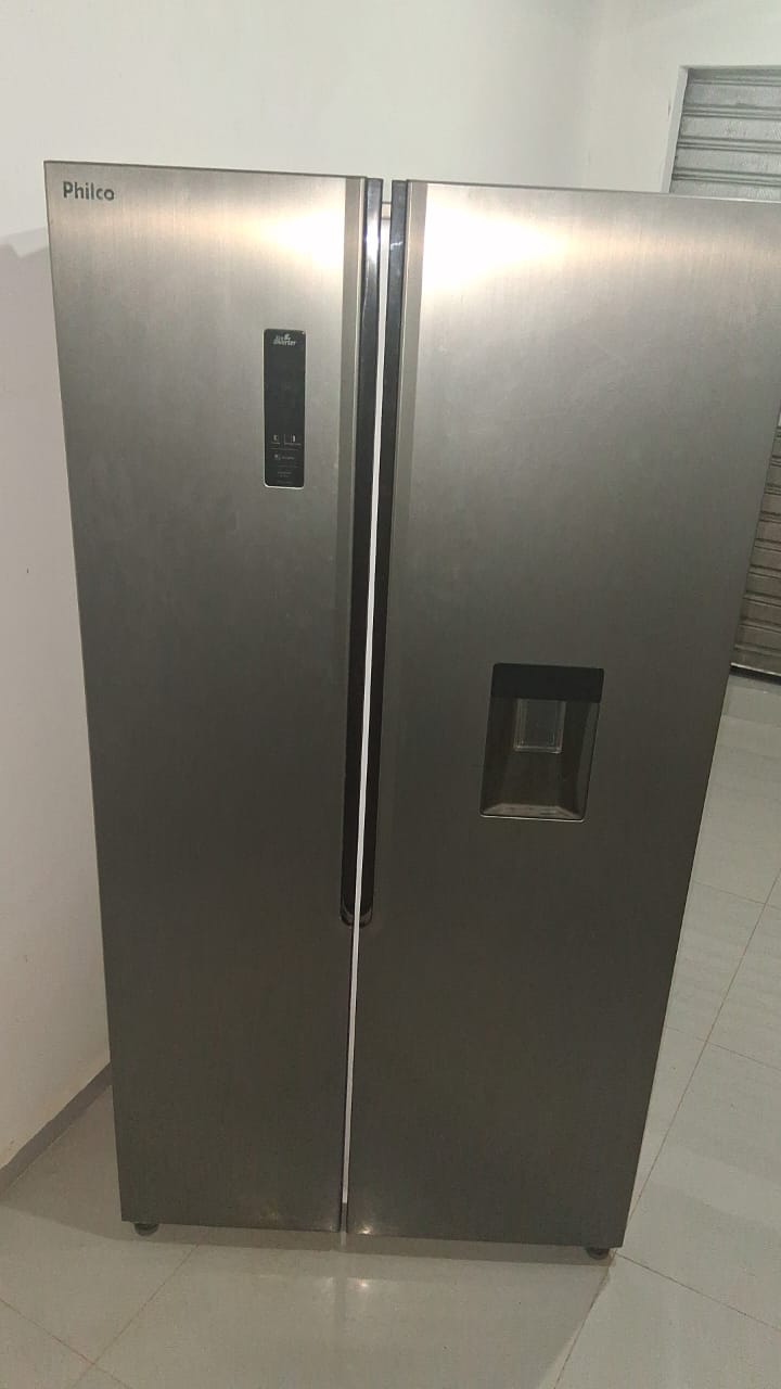 Geladeira Fhilco Frost Free