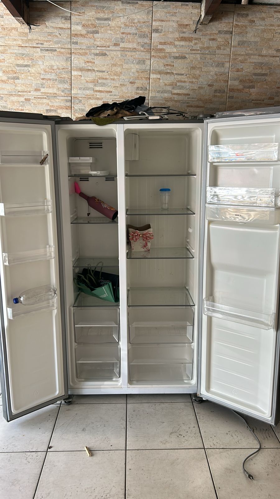 Geladeira Fhilco Frost Free